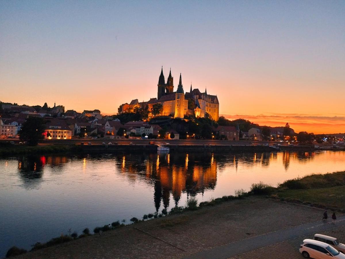 Hostel Meissen Old Town Bridge Exterior photo